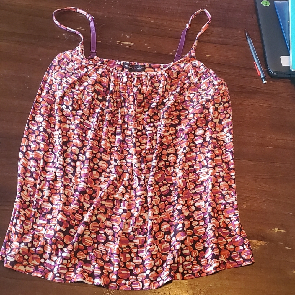 new york and company women's size large flowy tank